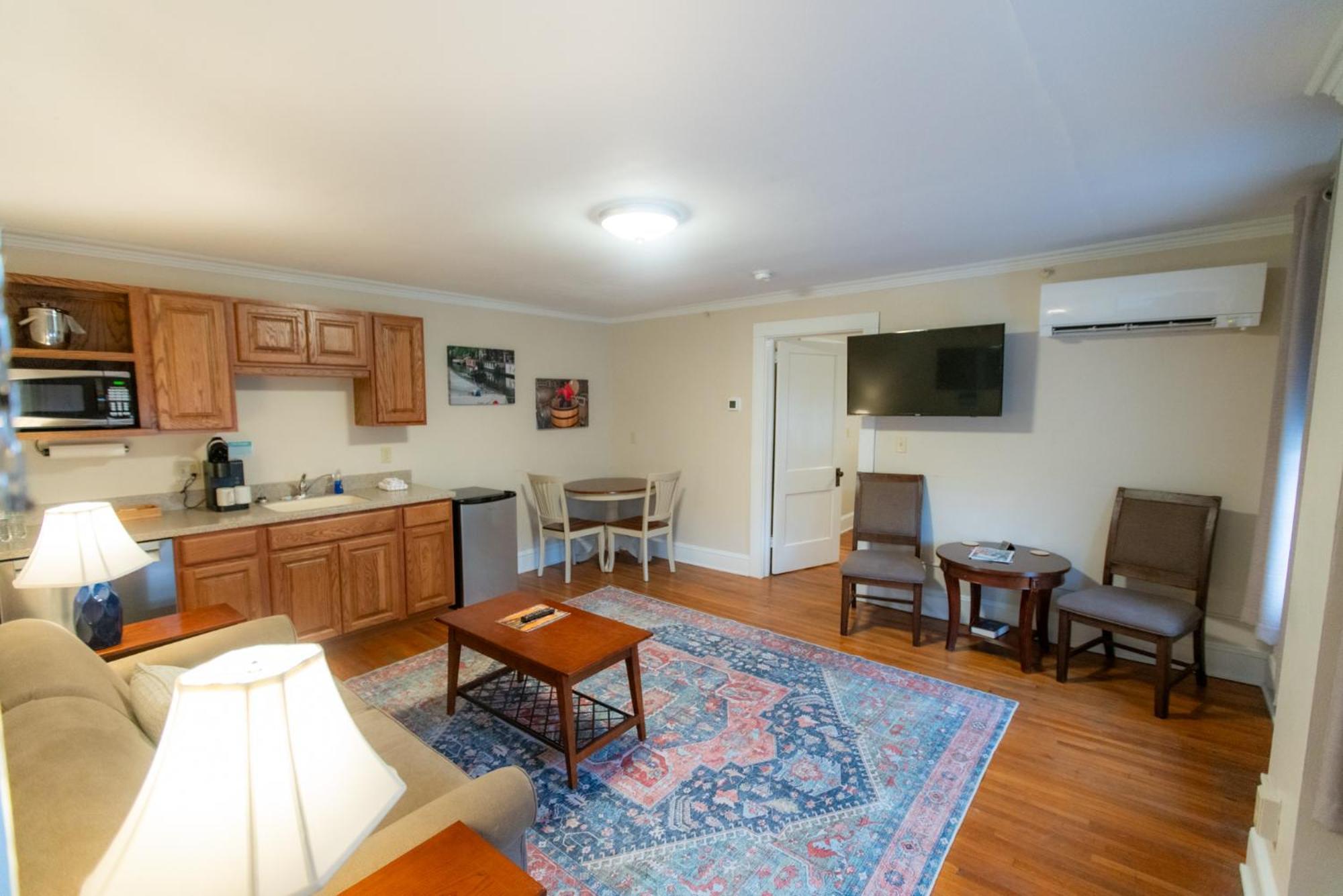The Escape Apartment Lewisburg Exterior photo