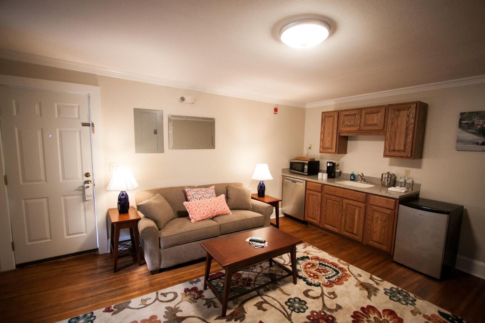 The Escape Apartment Lewisburg Exterior photo